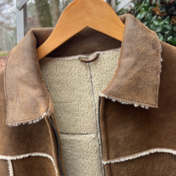 Source Unknown Brown Leather Jacket with Cream Accents - Picture 2 of 3
